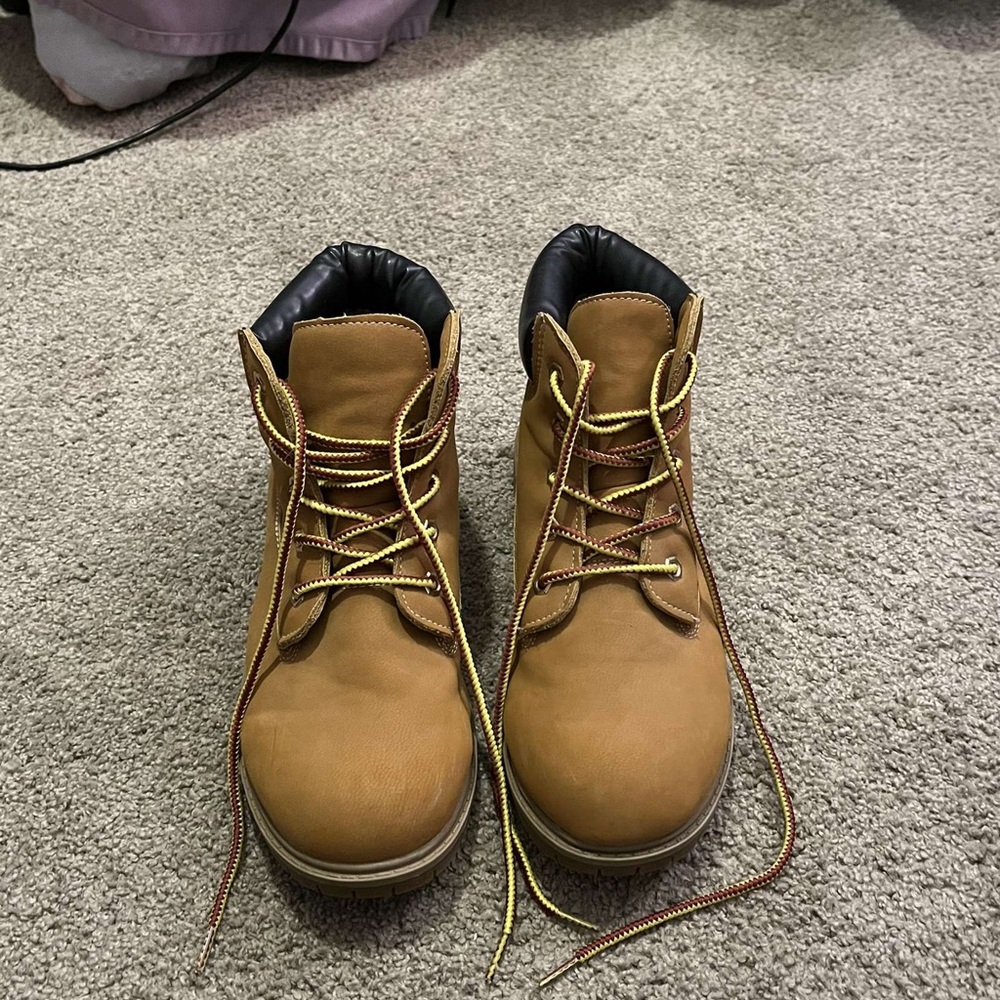 Women’s boots